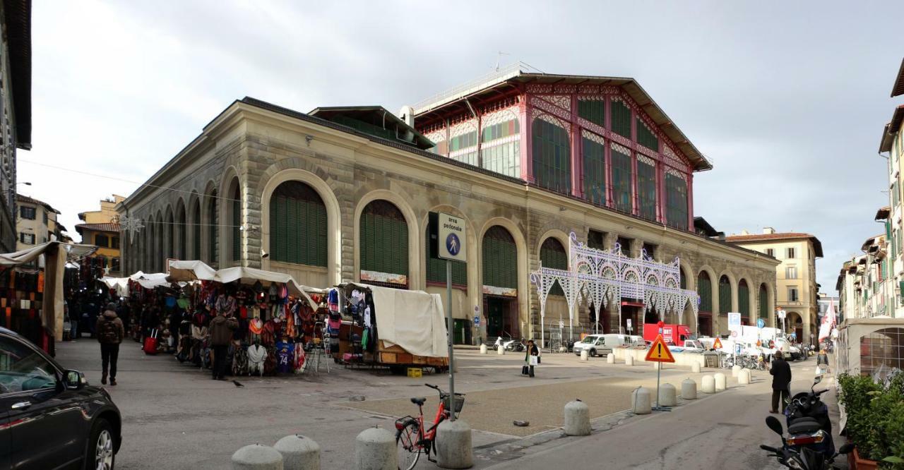 San Lorenzo Market View Apartment Florence